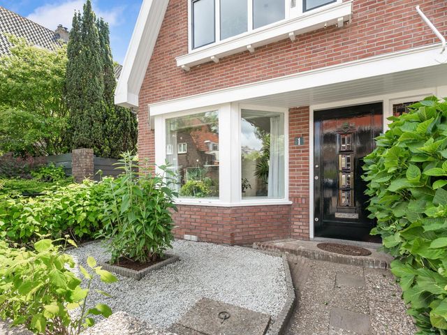 Van der Lijnstraat 1, Alkmaar