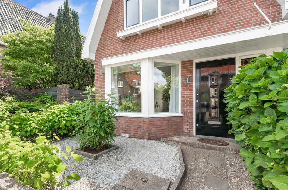 Van der Lijnstraat 1