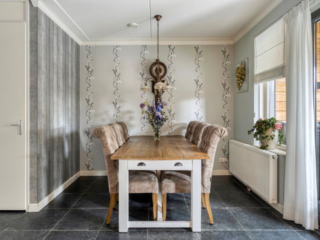 Meester J Van Dolderenstraat 14, Kesteren