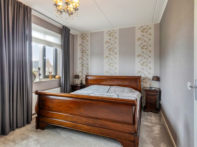 Meester J Van Dolderenstraat 14, Kesteren