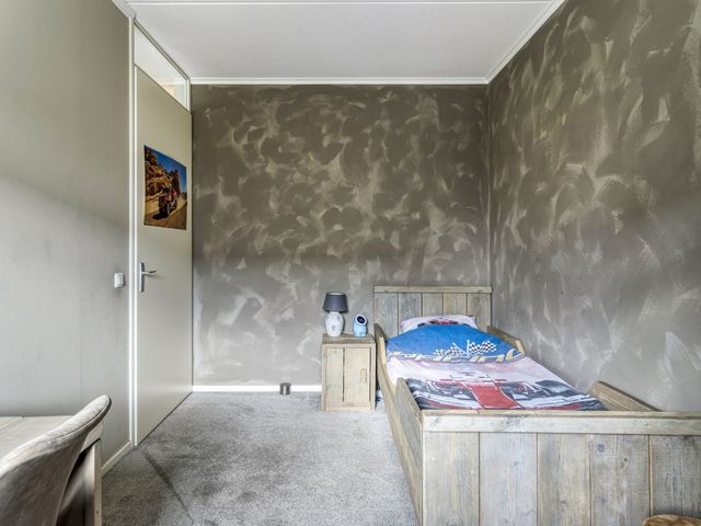 Meester J Van Dolderenstraat 14, Kesteren