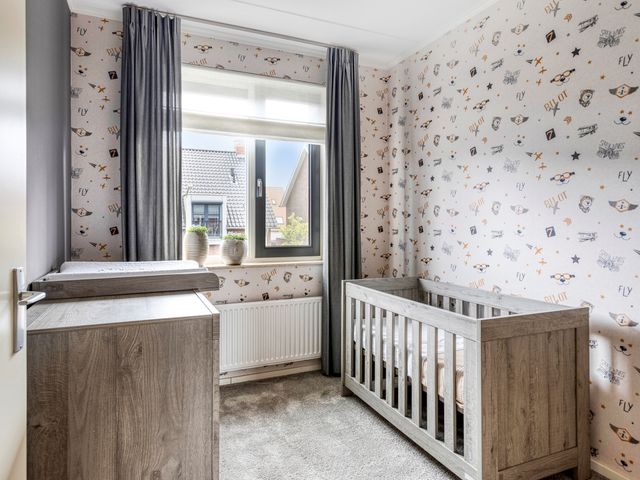 Meester J Van Dolderenstraat 14, Kesteren