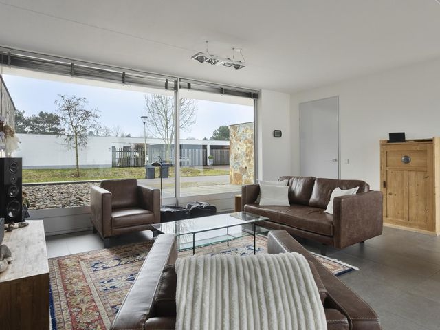 Aalsumstraat 9, Tilburg