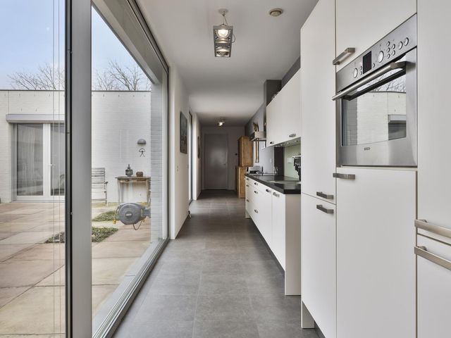 Aalsumstraat 9, Tilburg