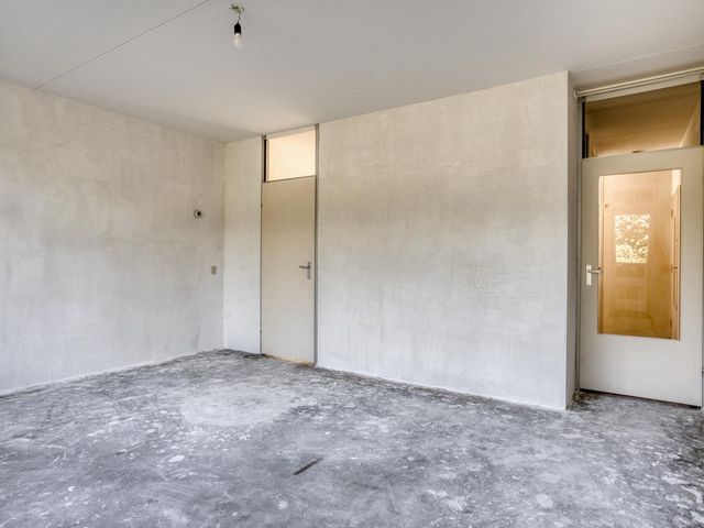 Midscheeps 88, Amsterdam