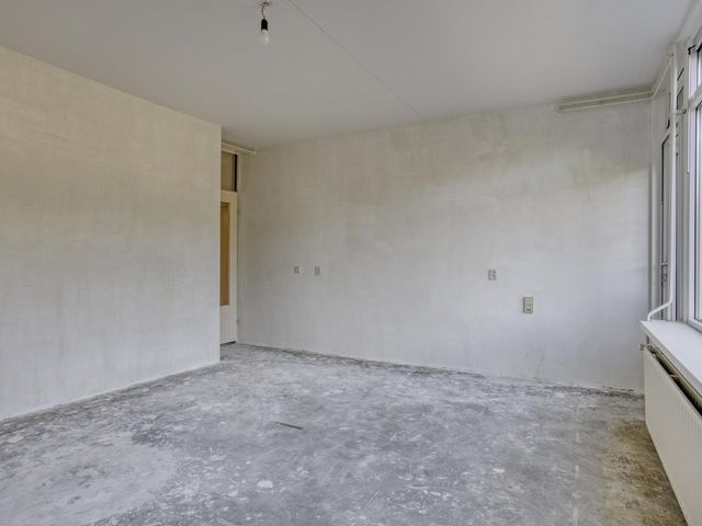 Midscheeps 88, Amsterdam