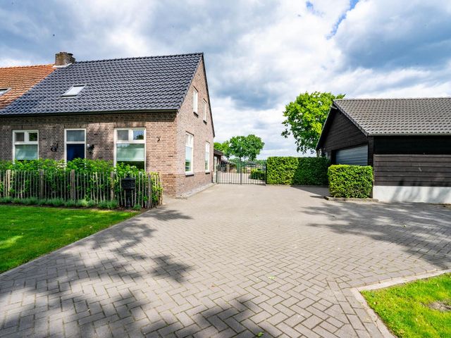Voorpeelweg 5, Deurne
