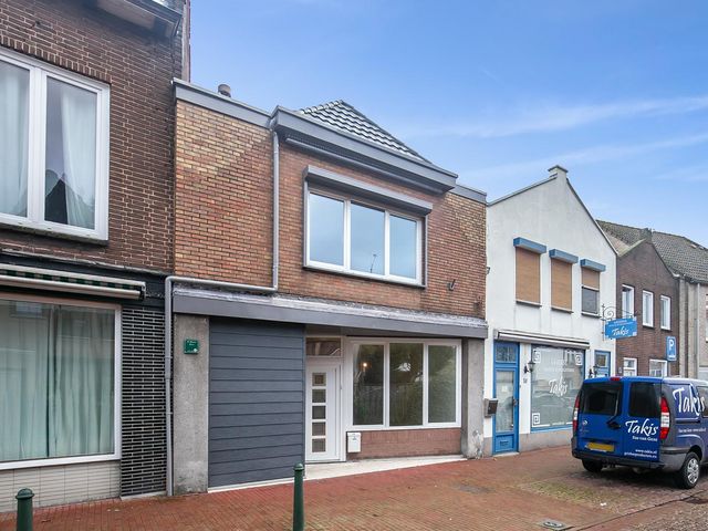 Noordstraat 12, Sas Van Gent