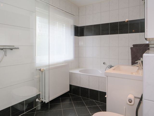 Rondweg 33, Aadorp