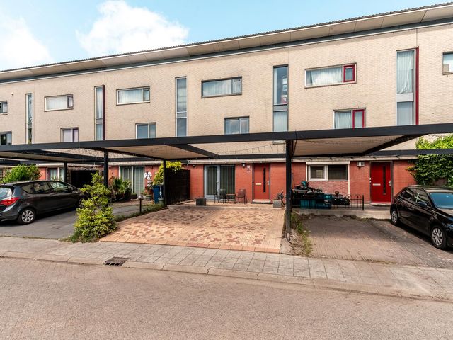 Lastdragerstraat 61, Almere