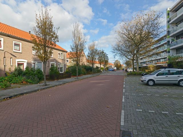 Beatrixstraat 30, Poeldijk