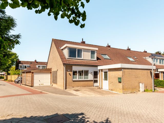 Griend 37 7, Lelystad