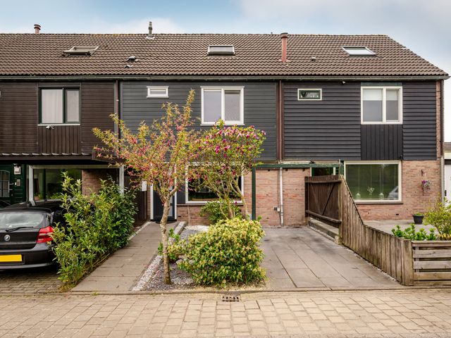 Horst 22 73, Lelystad