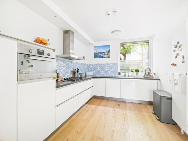 Elzendreef 206, Voorburg