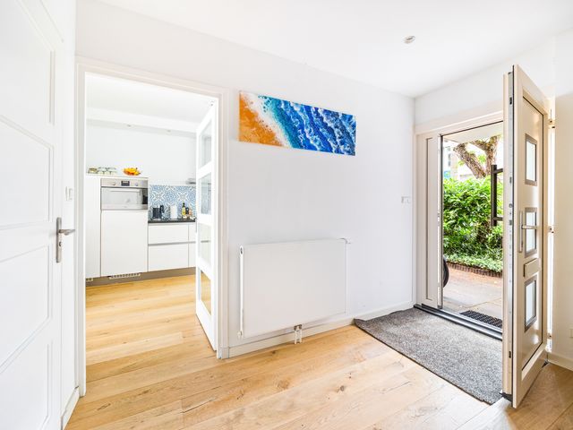 Elzendreef 206, Voorburg