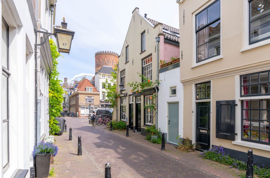 Loeff Berchmakerstraat 23