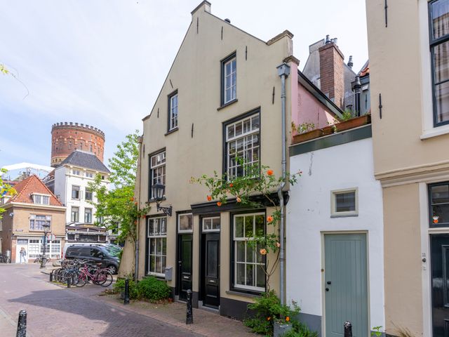 Loeff Berchmakerstraat 23, Utrecht