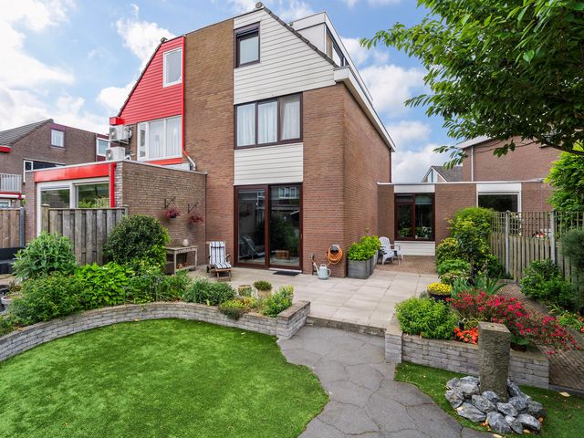 Echtpaar Curiedreef 9, Maassluis