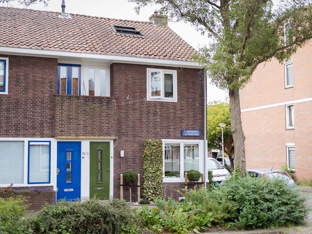 1e H v Alphenstr 72, Gouda