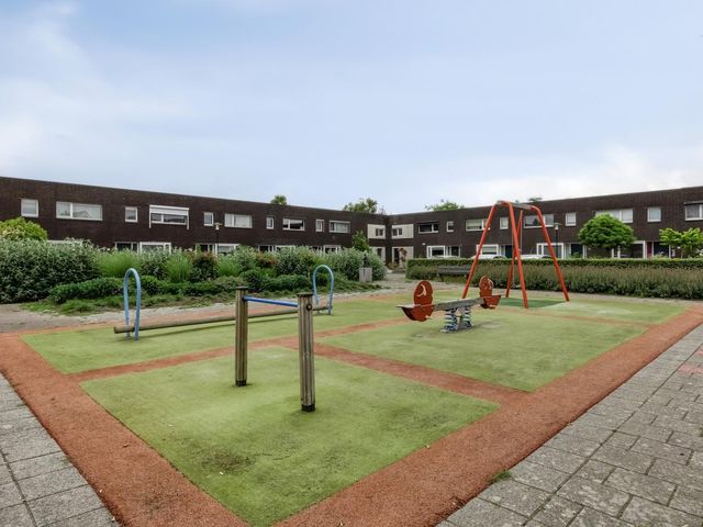 Lindenberghstraat 17, Wilhelminadorp