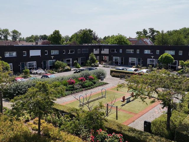 Lindenberghstraat 17, Wilhelminadorp