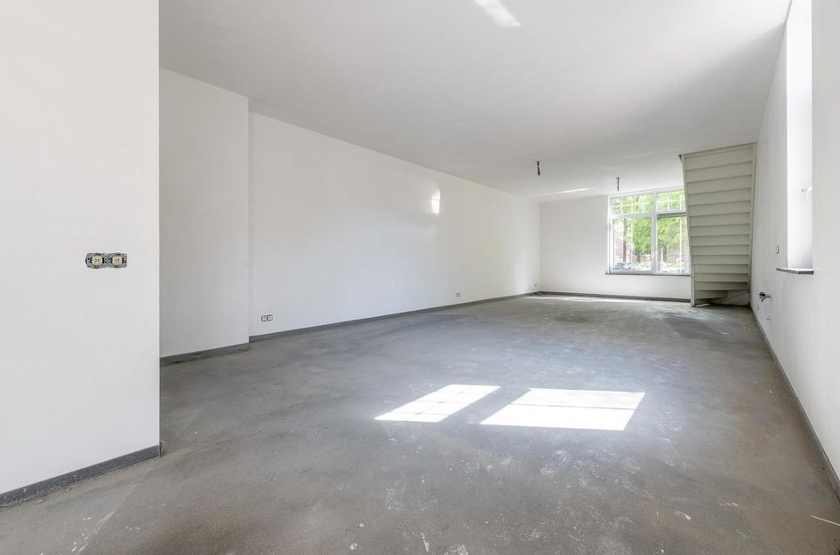 van Oosthuyselaan 79a