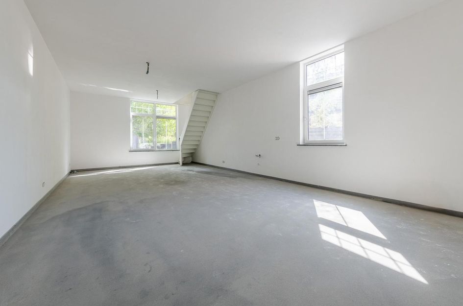 van Oosthuyselaan 79a