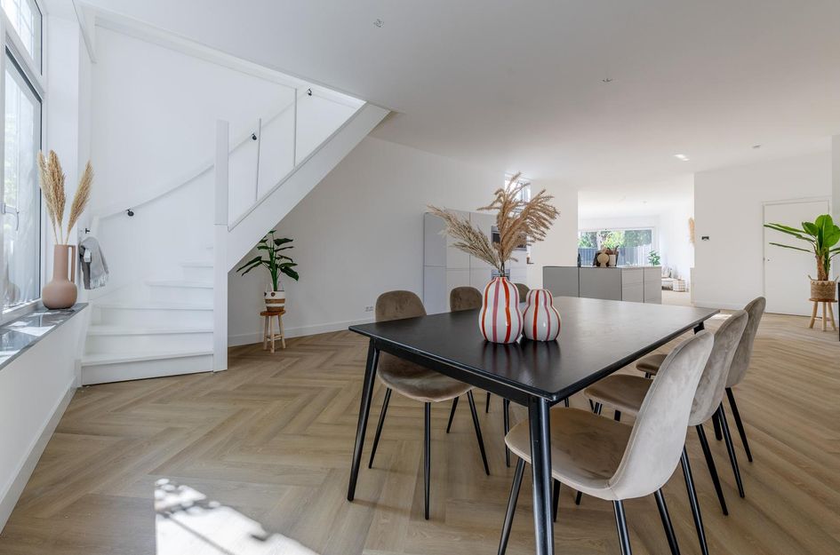 van Oosthuyselaan 79a