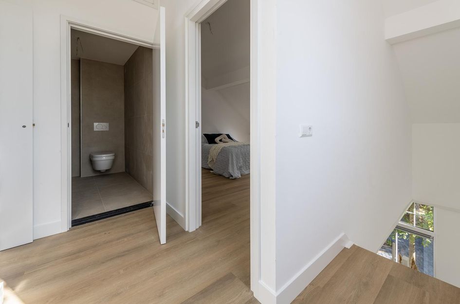 van Oosthuyselaan 79a