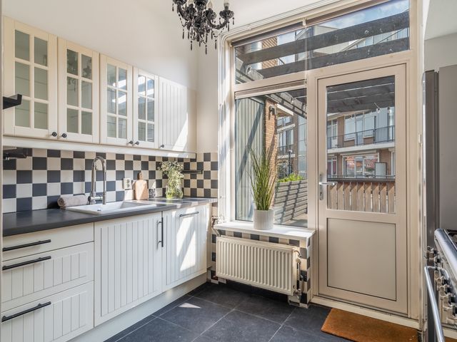 Bergse Dorpsstraat 33B, Rotterdam