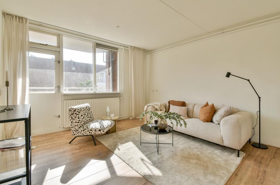 Riouwstraat 128
