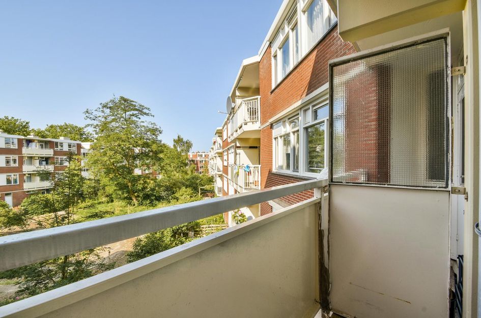 Riouwstraat 128
