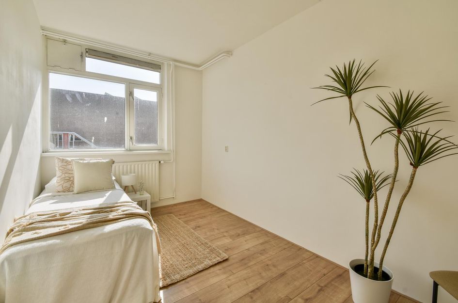 Riouwstraat 128