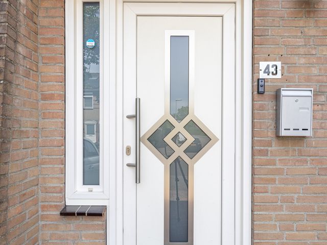 Kastanjelaan 43, Hoensbroek