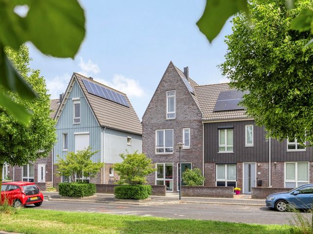 Paaldijk 48, Zwaag