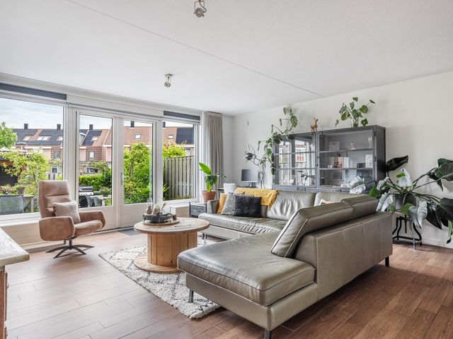 Sophialaan 19, Hendrik-Ido-Ambacht