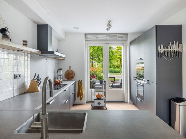 Sophialaan 19, Hendrik-Ido-Ambacht