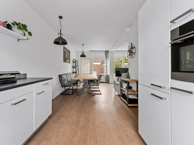 Esdoorndreef 88, Vlaardingen