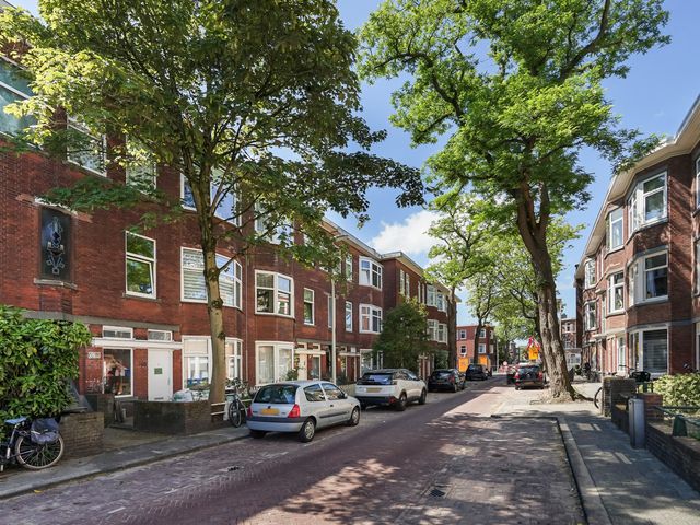 Velpsestraat 136, Den Haag