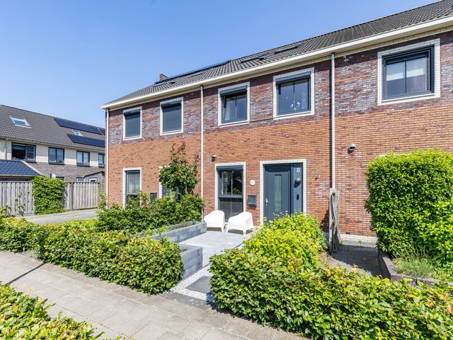 Swanenburg 8, Marum