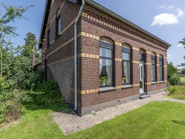 Oirloseweg 1, Oirlo