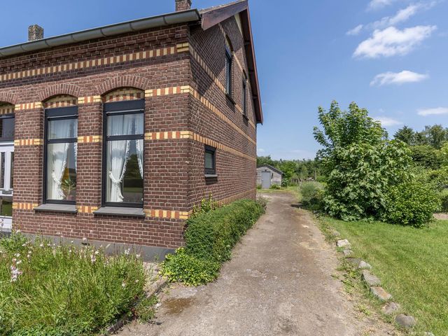 Oirloseweg 1, Oirlo