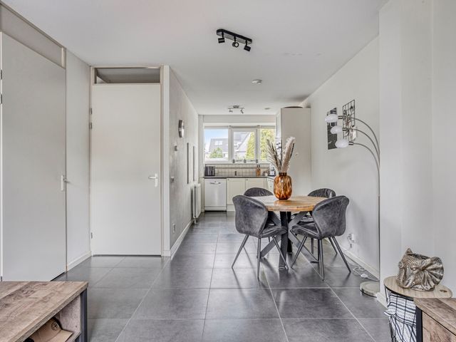 Boskriek 2, Alphen