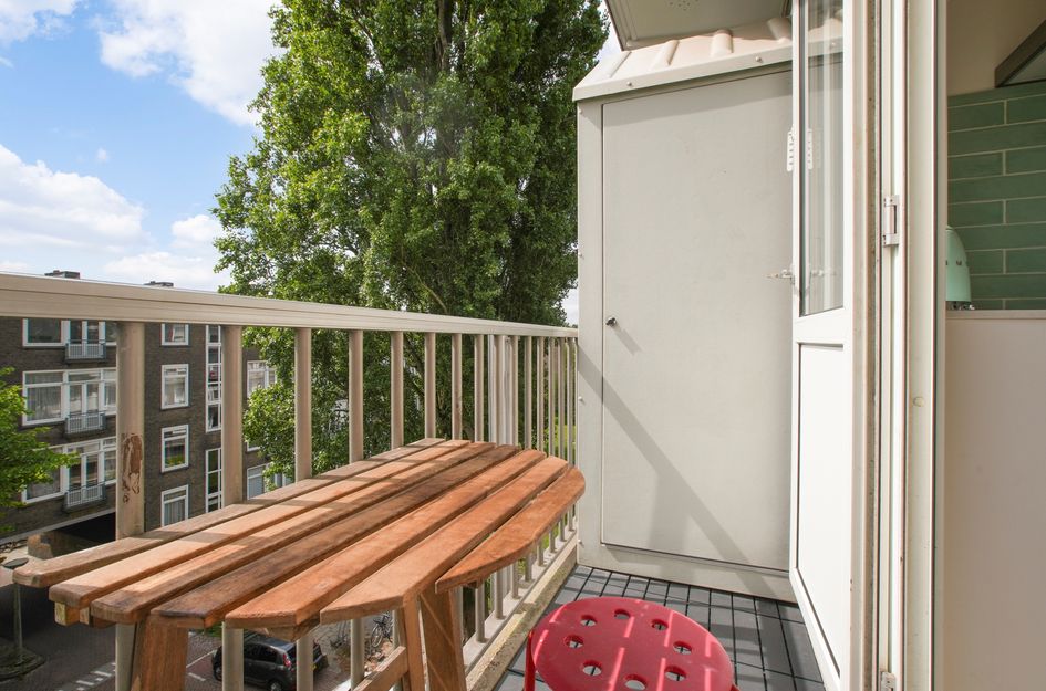 Charlotte de Bourbonstraat 1 3