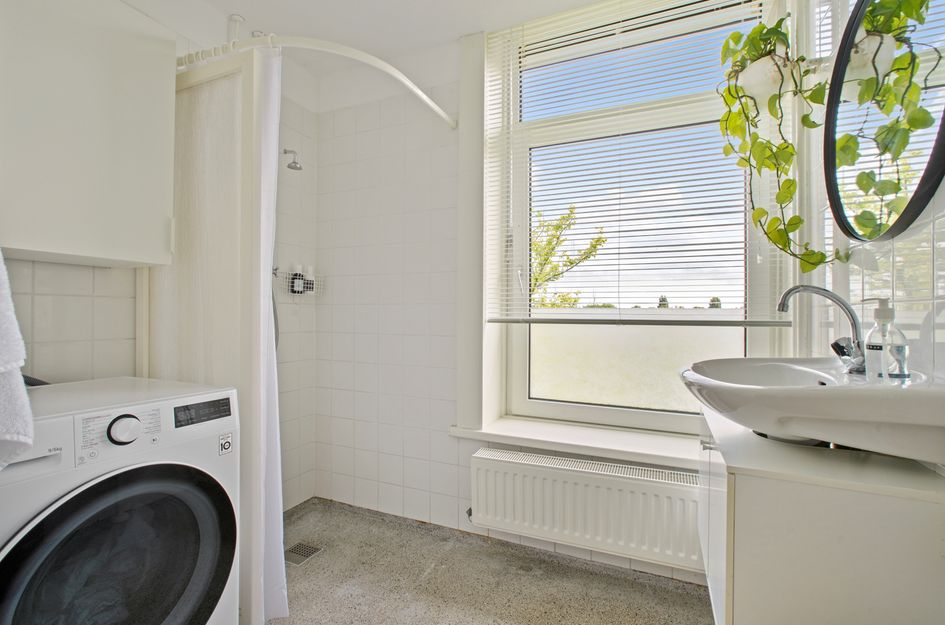 Charlotte de Bourbonstraat 1 3