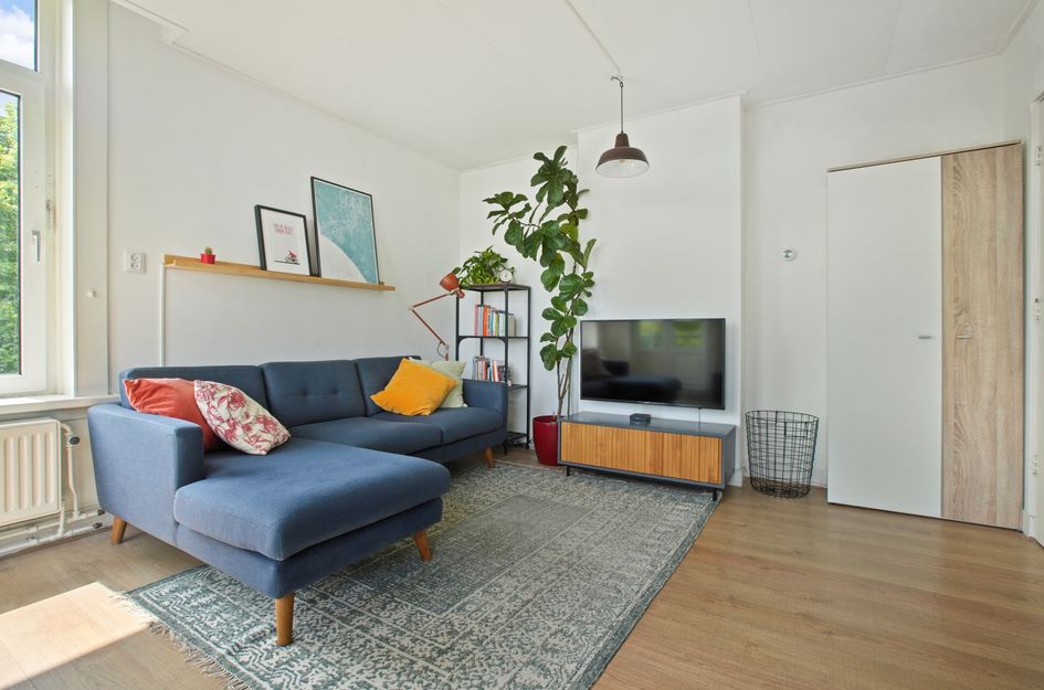 Charlotte de Bourbonstraat 1 3