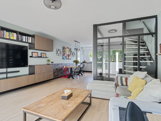 Egholm 27, Hoofddorp