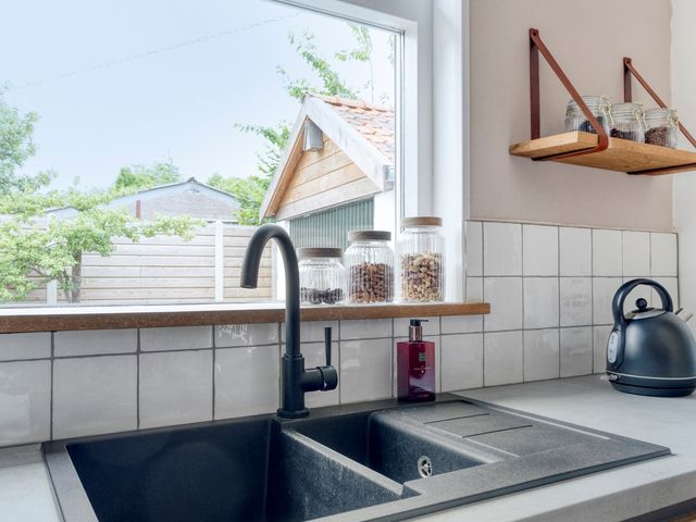 Zandstraat 79, Sas van Gent