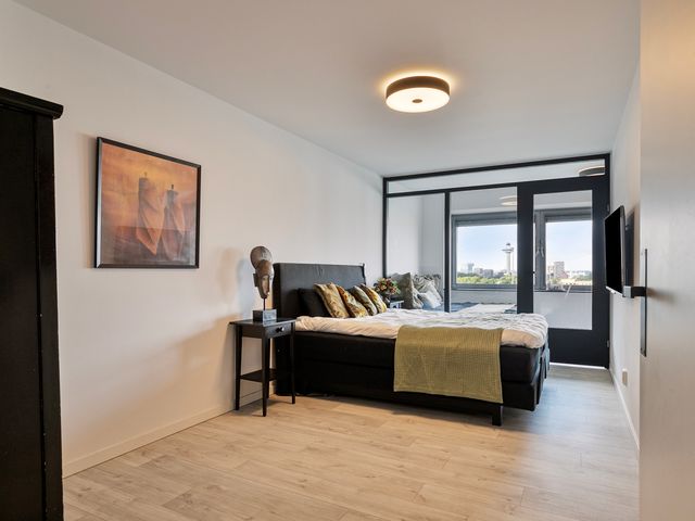 Gedempte Zalmhaven 537, Rotterdam