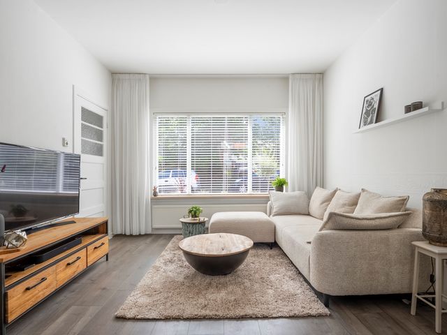 Meeuwenstraat 17, Den Helder